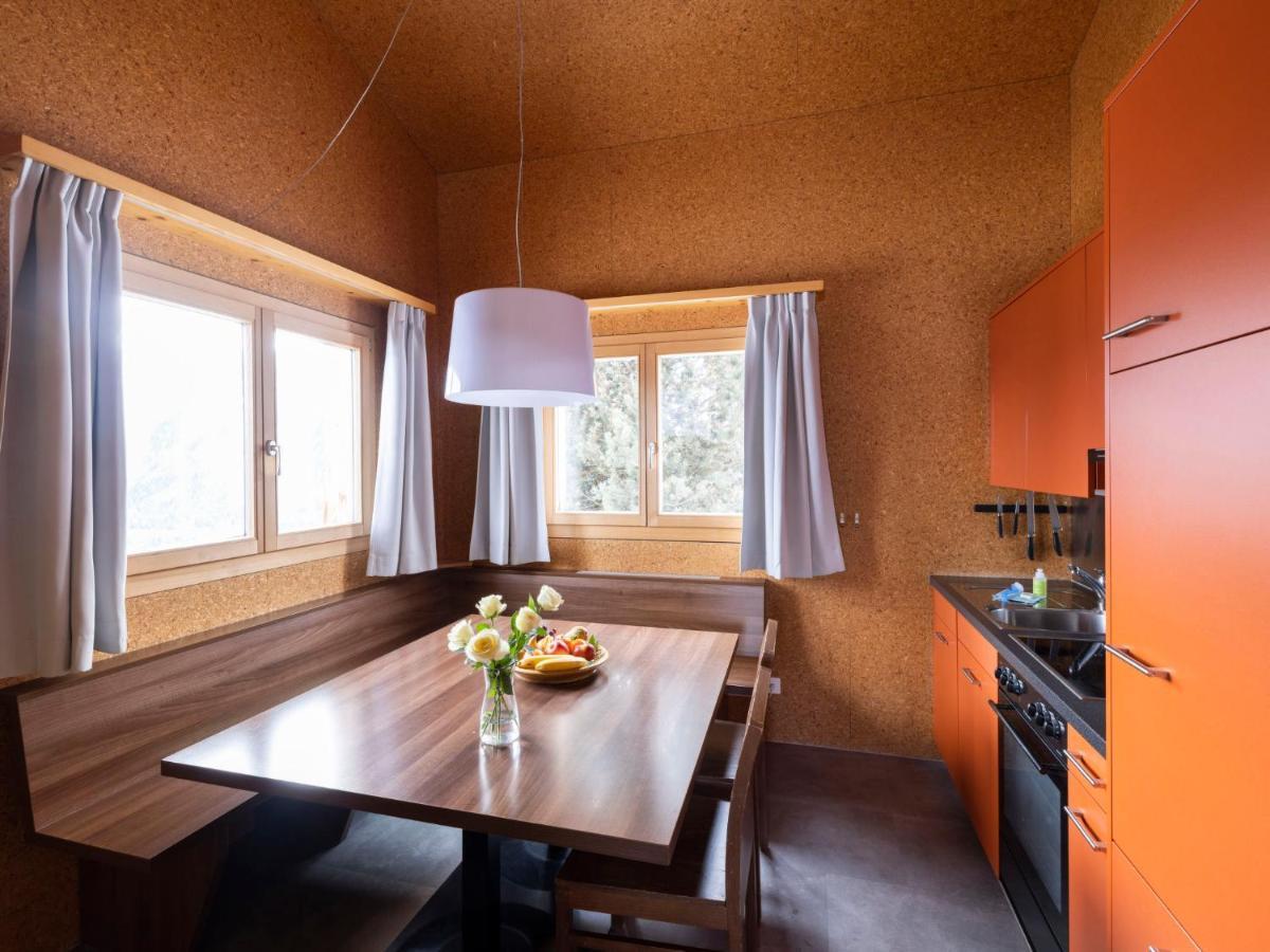 Holiday Home Komfort Aclas Maiensaess Resort-1 By Interhome Urmein Экстерьер фото